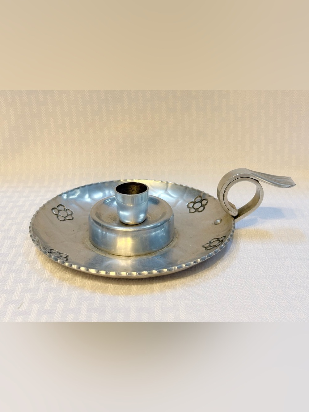 Vintage B.W. Buenilum hammered aluminum chamberstick candleholder features